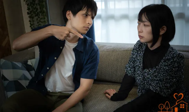 言い合う男女