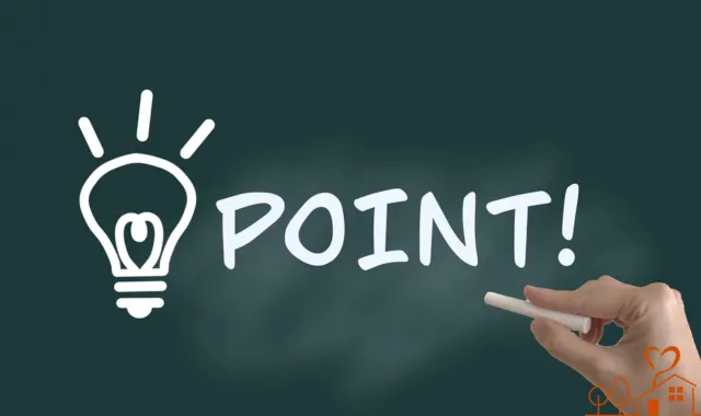 黒板にPOINT!の文字
