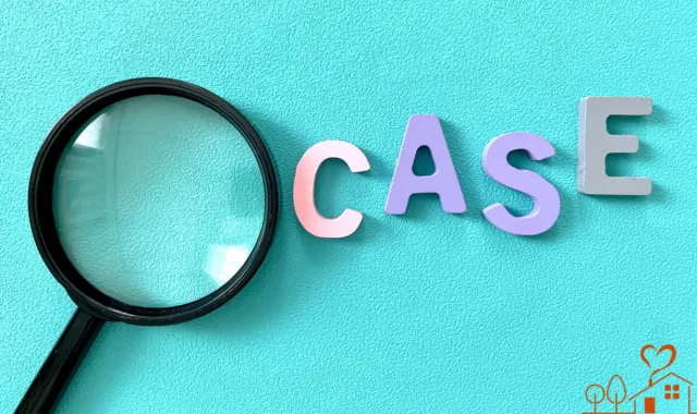 caseの文字と虫眼鏡