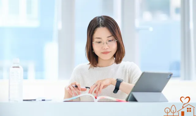 仕事をする女性