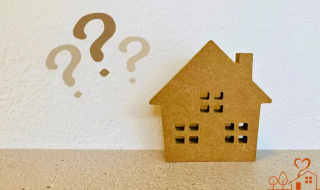 家とクエスチョンマーク