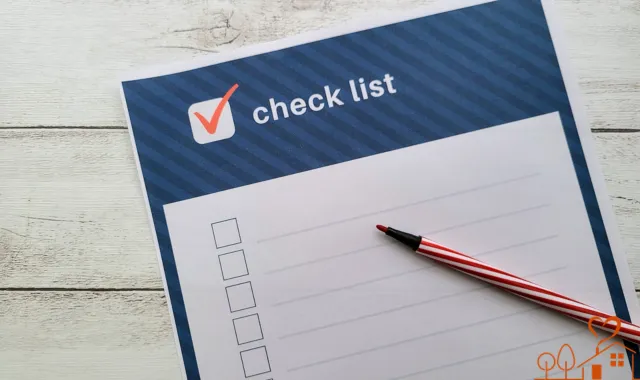 ペンとノート（チェックリスト）